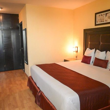 Hotel Santa Irene Γκουανταλαχάρα Εξωτερικό φωτογραφία