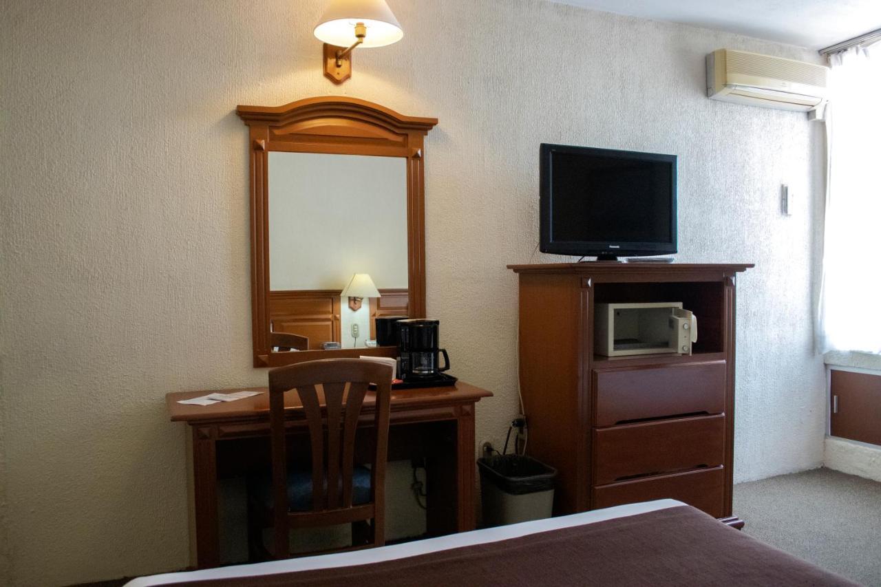 Hotel Santa Irene Γκουανταλαχάρα Εξωτερικό φωτογραφία