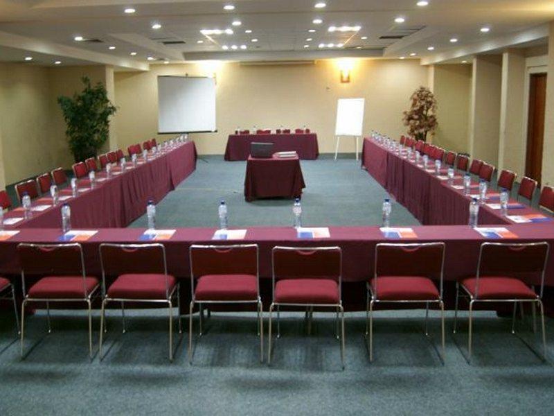 Hotel Santa Irene Γκουανταλαχάρα Εξωτερικό φωτογραφία